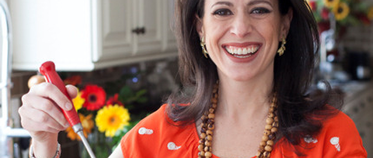 Leticia Schwartz is a celebrated author and chef