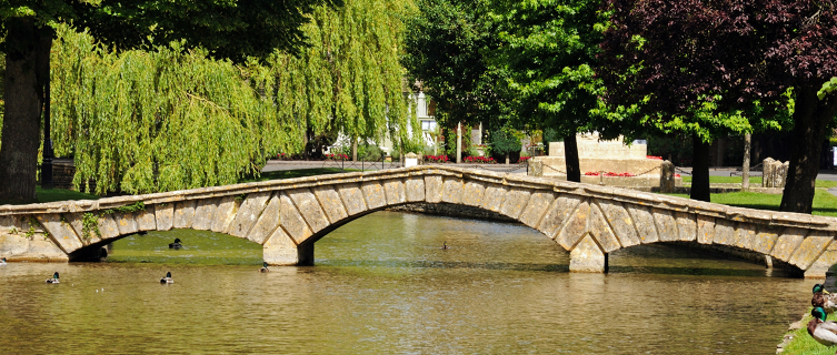 Romance on the Water 